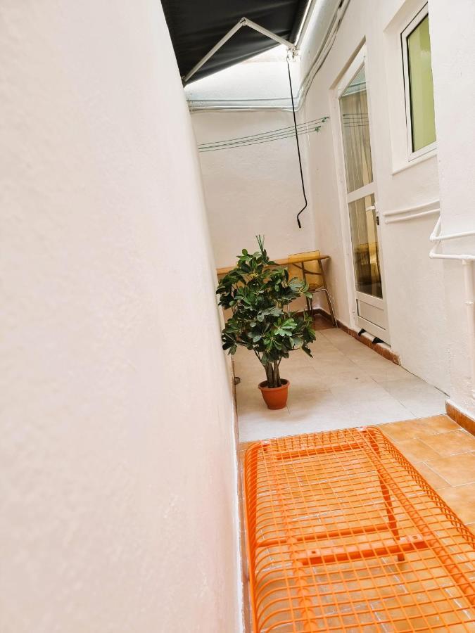 Claudia Tourist Apartment Alicante Zewnętrze zdjęcie
